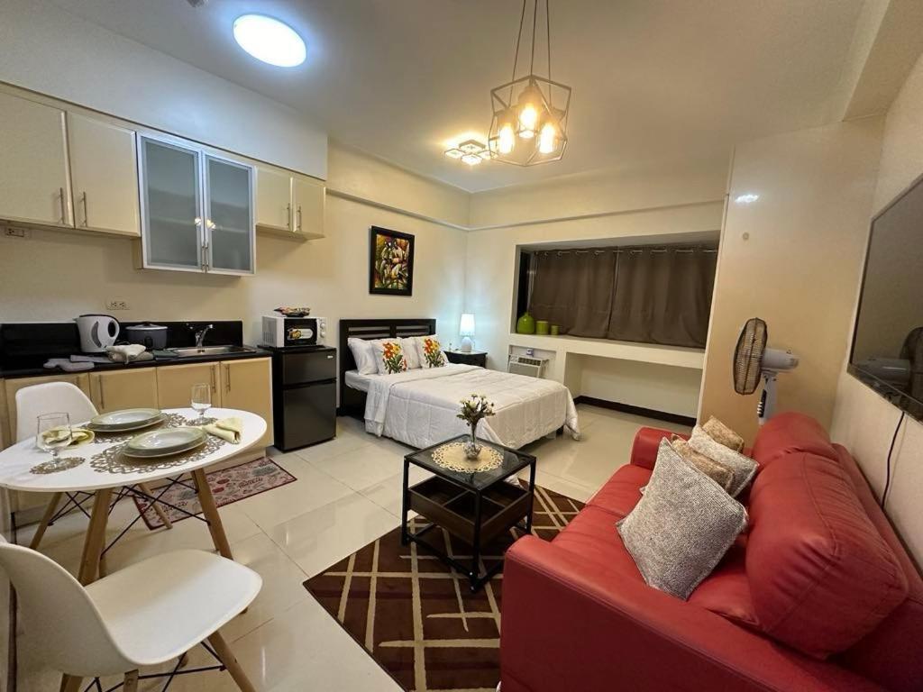 Morgan Residences Condominium, Tower 3, Unit 17n Apartment Manila